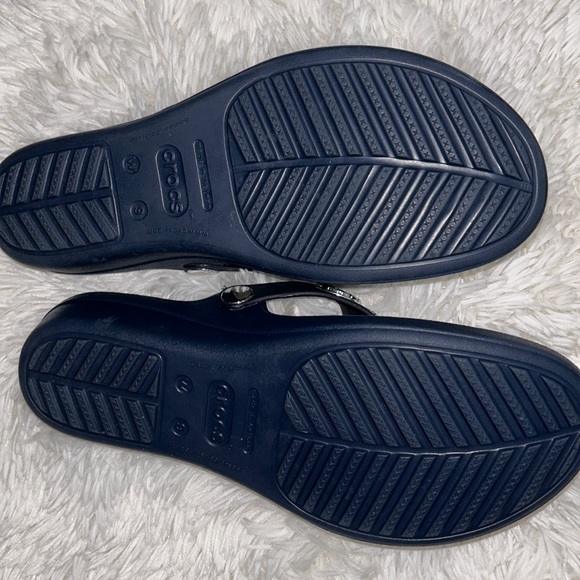 Crocs - Picture 5 of 11